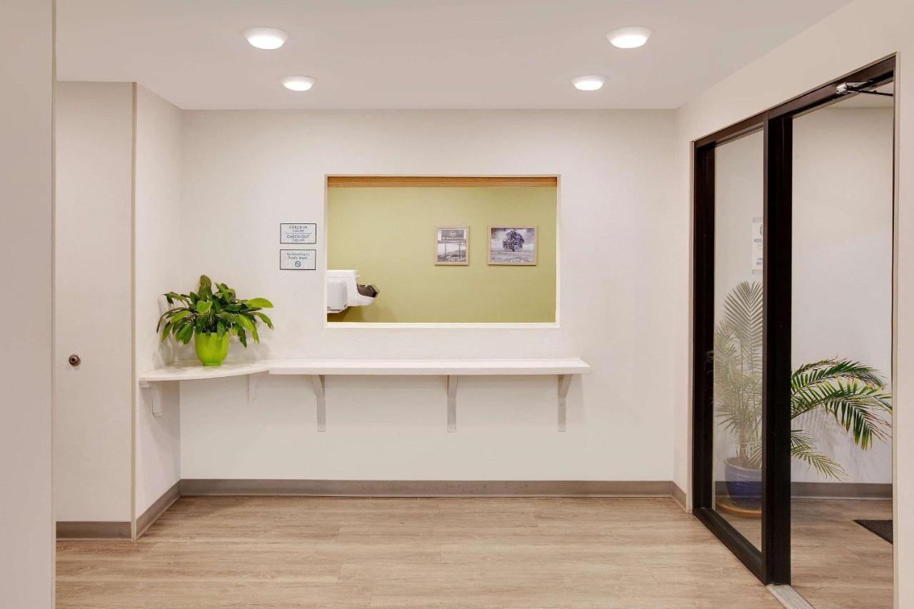 Woodspring Suites Bakersfield East Εξωτερικό φωτογραφία