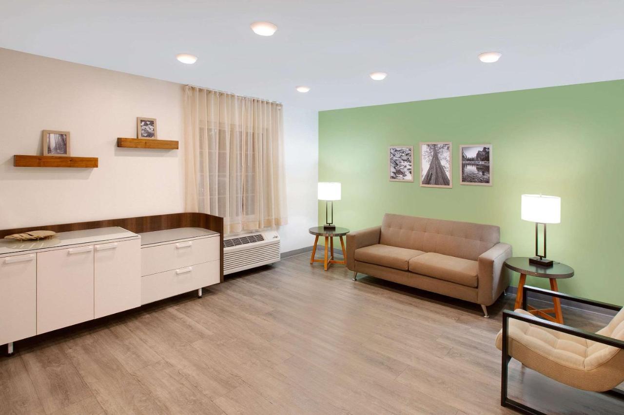 Woodspring Suites Bakersfield East Εξωτερικό φωτογραφία