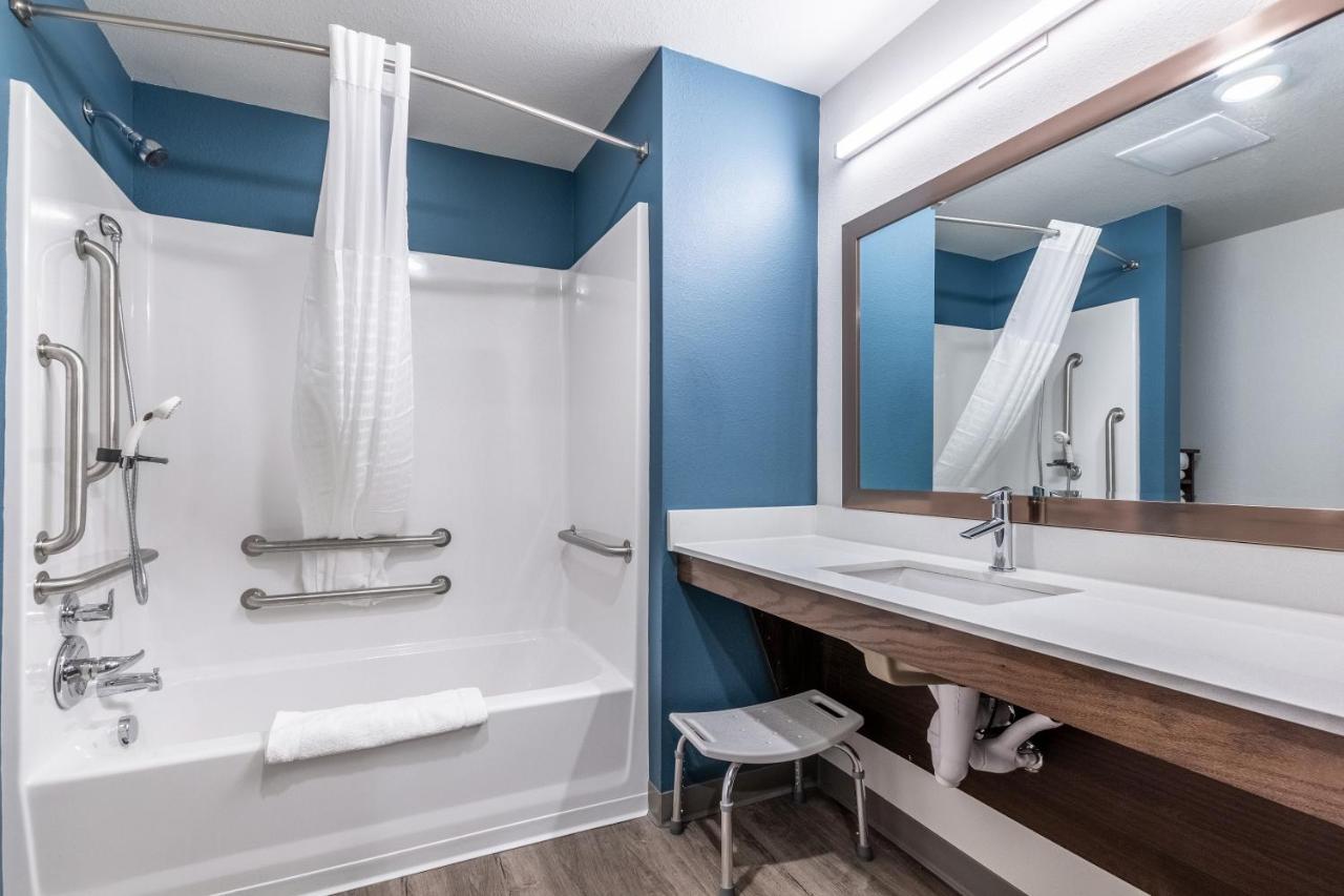 Woodspring Suites Bakersfield East Εξωτερικό φωτογραφία