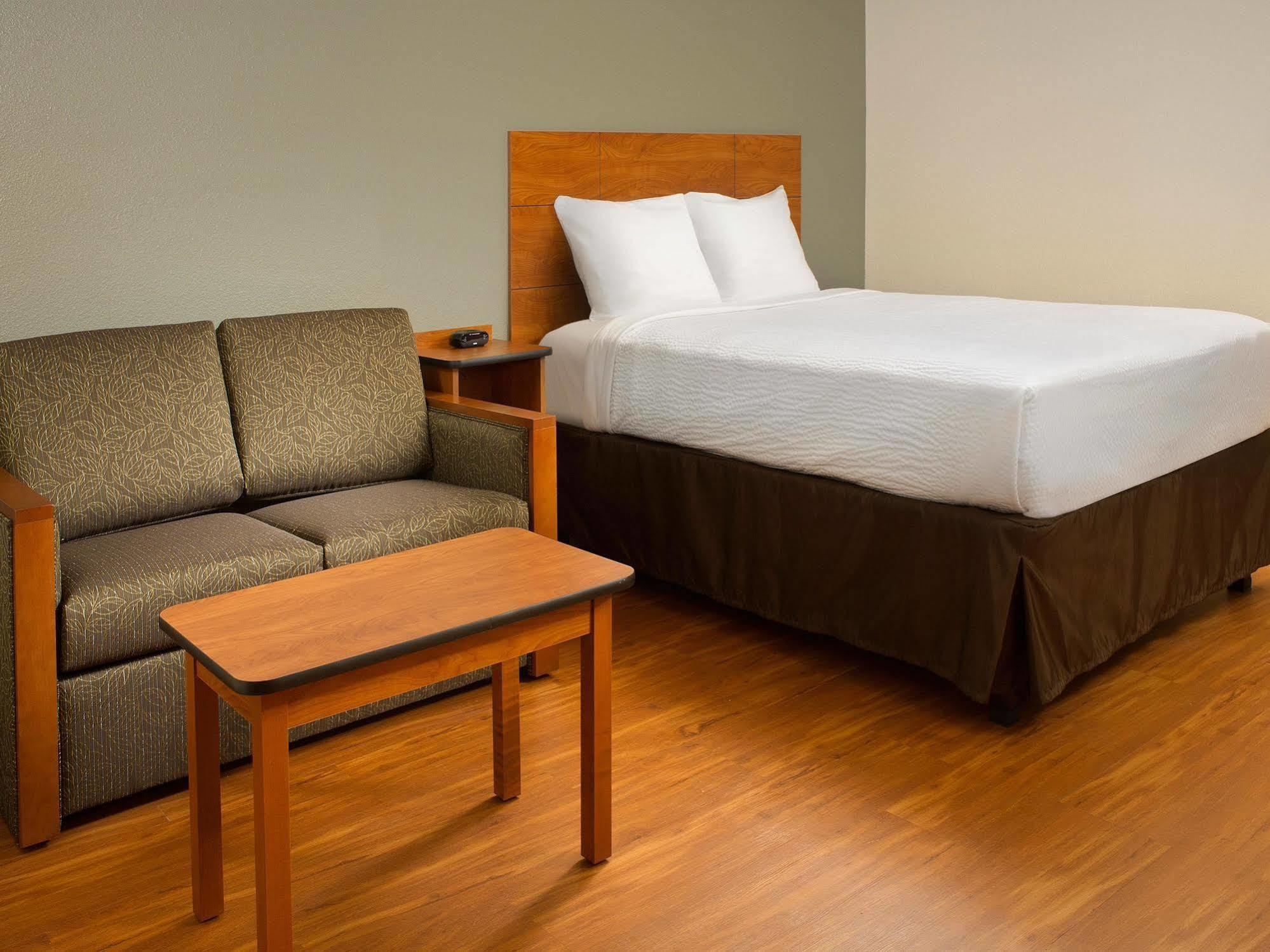 Woodspring Suites Bakersfield East Εξωτερικό φωτογραφία