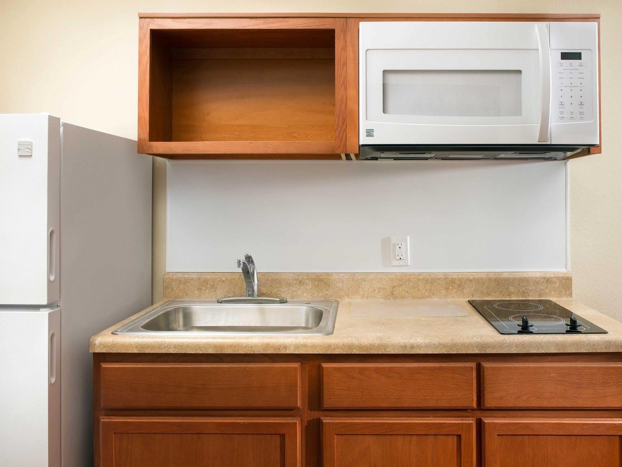 Woodspring Suites Bakersfield East Εξωτερικό φωτογραφία